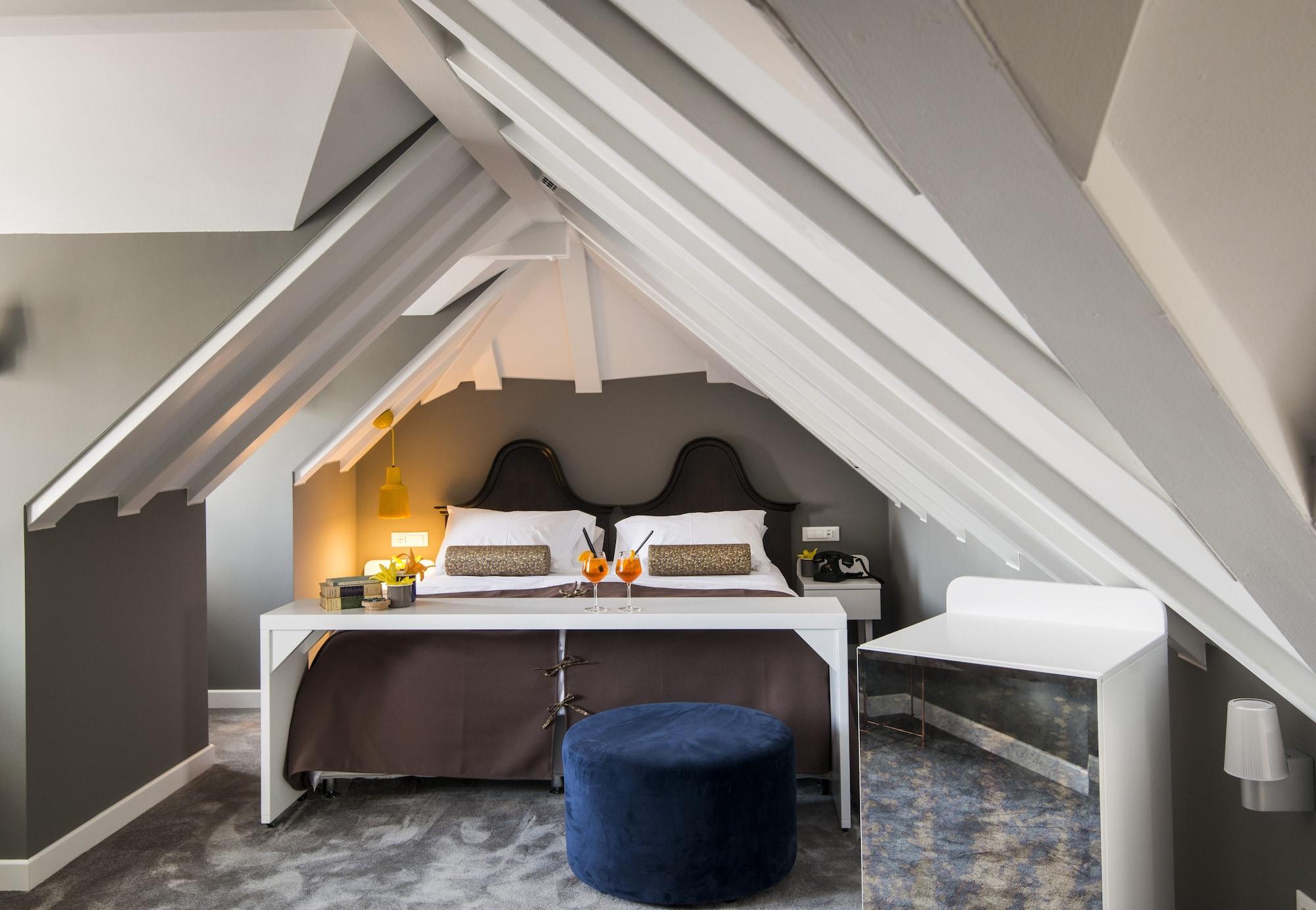 XII Century Heritage Hotel Трогир Экстерьер фото